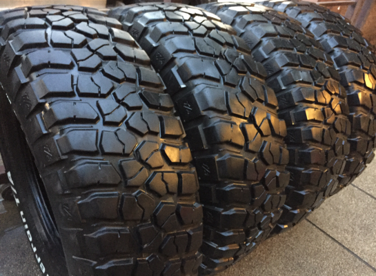 ยาง Mud BF Goodrich ปี14 ดอกเต็ม ไม่มีปะ ใช้ยาว ราคไม่แพง ยาง Mud BF Goodrich ปี14 ดอกเต็ม ไม่มีปะ ใช้ยาว ราคไม่แพง