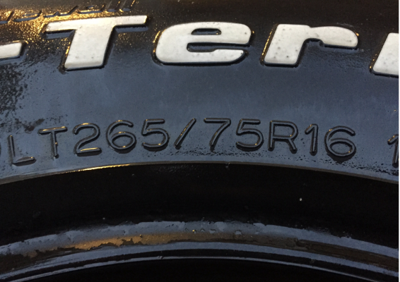 ยาง Mud BF Goodrich ปี14 ดอกเต็ม ไม่มีปะ ใช้ยาว ราคไม่แพง ยาง Mud BF Goodrich ปี14 ดอกเต็ม ไม่มีปะ ใช้ยาว ราคไม่แพง