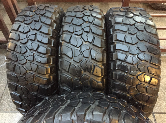 ยาง Mud BF Goodrich ปี14 ดอกเต็ม ไม่มีปะ ใช้ยาว ราคไม่แพง ยาง Mud BF Goodrich ปี14 ดอกเต็ม ไม่มีปะ ใช้ยาว ราคไม่แพง