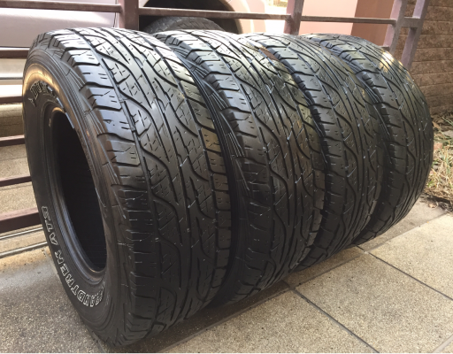 ยาง All Dunlop 265 70 16 ปี12 ดอกเยอะ พร้อมใช้งาน ราคาไม่แพง