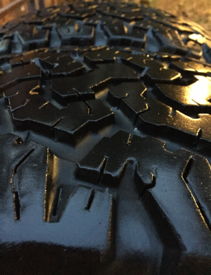 ยางคู่ All BF Goodrich 265 70 17 ปลายปี13 ดอกเต็ม ไม่มีปะ ใช้ยาว ราคาไม่แพง