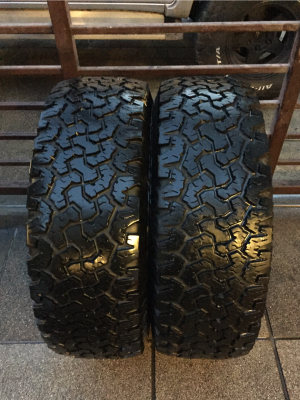 ยางคู่ All BF Goodrich 265 70 17 ปลายปี13 ดอกเต็ม ไม่มีปะ ใช้ยาว ราคาไม่แพง