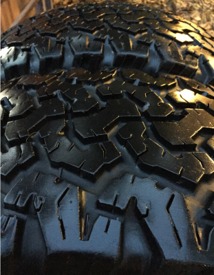 ยางคู่ All BF Goodrich 265 70 17 ปลายปี13 ดอกเต็ม ไม่มีปะ ใช้ยาว ราคาไม่แพง