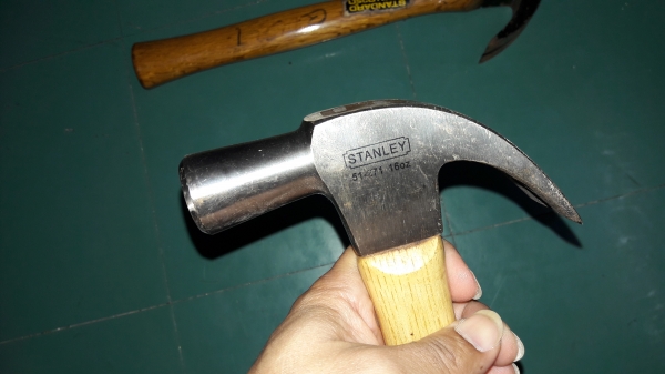 ขายค้อนSTANLEY51-271 New Britain,CT06050  16OZ/27MM.