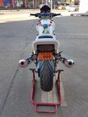 ขายแลกเทิร์นคับ HONDA CB1300 ปี2000 ไฟหน้าโปรเจคเตอร์ ไฟท้ายLED แฮนด์แต่ง กันล้ม อินวอยส์ สรรพสามิตร ราคา 92500 บาท ส่งได้ทั่วไทยคับ สนใจติดต่อ 081-0578282 FACEBOOK ชาญณรงค์ ป๊อป ชัยอมฤต ไอดีไลน์ POPBIGBIKESAKON คับ สนใจรถสวย ถูก ดี ต้อง POP BIGBIKE SAKON