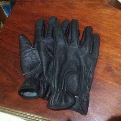 ขายถุงมือหนังสีดำไซส์M