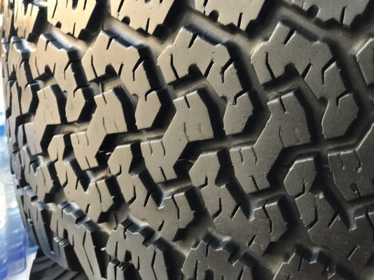 ยางBF All 285/75/16ปี12 ดอกเต็มๆ