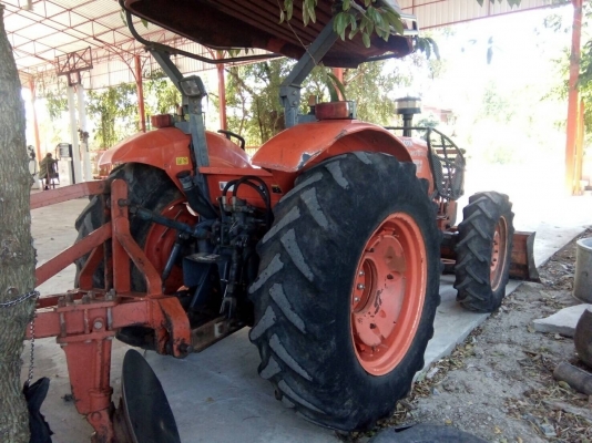 Kubota M7040 ปี51 หาง3 ใบดัน เล่มพร้อมใช้