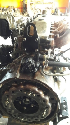 เครื่องยนต์มิตซูบิชิ#195แรงม้าสวยๆติดดีมากครับ เครื่องครบตัวพร้อมใช้ครับ สนใจติดต่อวุศอะไหล่ 081-1951535,083-1556330 (คุณวุฒิ)