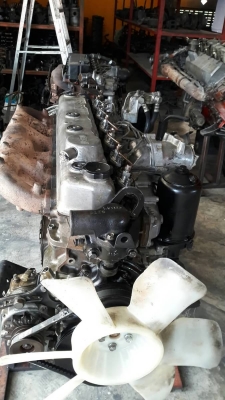 เครื่องยนต์มิตซูบิชิ#195แรงม้าสวยๆติดดีมากครับ เครื่องครบตัวพร้อมใช้ครับ สนใจติดต่อวุศอะไหล่ 081-1951535,083-1556330 (คุณวุฒิ)