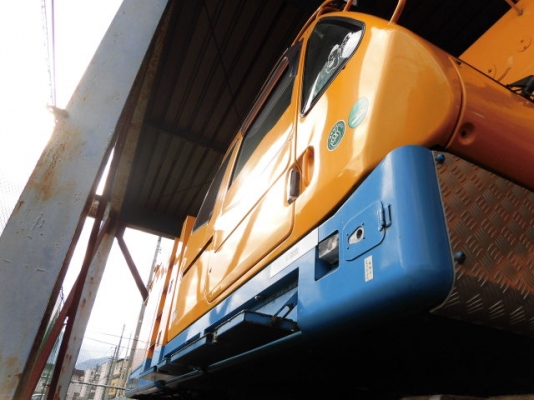 เครน100ตัน