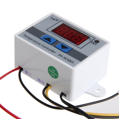 เครื่องควบคุมอุณหภูมิดิจิตอล ใช้งานง่าย 220V พร้อมคู่มือ เครื่องควบคุมอุณหภูมิดิจิตอล ใช้งานง่าย 220V พร้อมคู่มือ