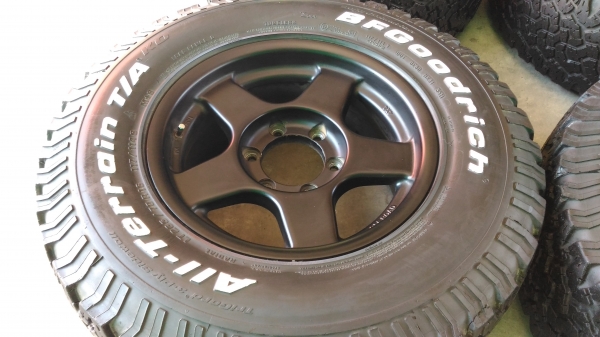 ขายล้อพร้อมยาง BF 265/70/16