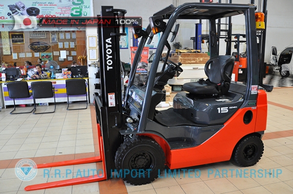 ขายรถโฟล์คลิฟท์มือสอง TOYOTA รุ่น 8FD15-11659  นำเข้าจากประเทศญี่ปุ่น 100\% ไม่เคยใช้งานในไทย