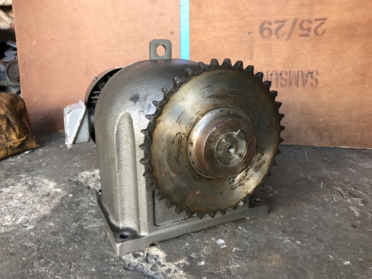 ขายมอเตอร์เกียร์ Mitsubishi 5HP. 380V made in Japan อัตราทด 1:15 เพลาออก 100รอบต่อนาที สภาพสวยมากเดิมๆ วิ่งนิ่ม พร้อมใช้งาน ขายมอเตอร์เกียร์ Mitsubishi 5HP. 380V made in Japan อัตราทด 1:15 เพลาออก 100รอบต่อนาที สภาพสวยมากเดิมๆ วิ่งนิ่ม พร้อมใช้งาน