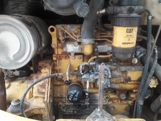 ขาย CATERPILLAR 304  CR  เก่าญี่ปุ่นแท้  สภาพสวย  เครื่องปั๊มดี  พร้อมใช้..โทร..089-3818694  ดวงนภา