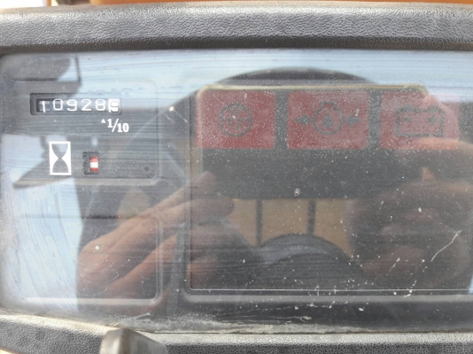 ขายรถยก TOYOTA 5FG20 เครื่องเบนซิน 5k เสาสูง 3 เมตร ยกได้ 2 ตัน เกียร์ธรรมดา รถนอกนำเข้า ติดต่อ 98-7962549