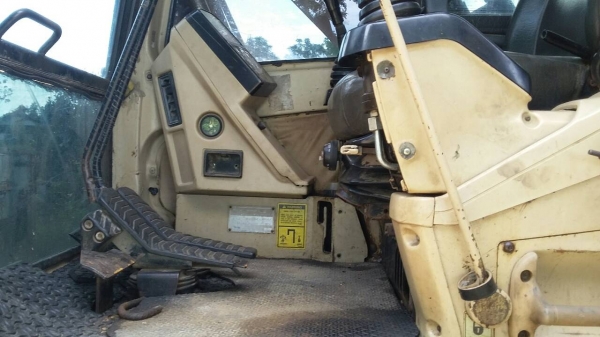 ขายCat320B สภาพสวยพร้อมใช้ สนใจติดต่ออ๊อฟพิจิตร086-737-9991