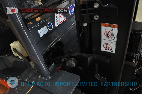ขายรถโฟล์คลิฟท์มือสอง TOYOTA รุ่น 8FDJ30-13603 นำเข้าจากประเทศญี่ปุ่น 100\% ไม่เคยใช้งานในไทย