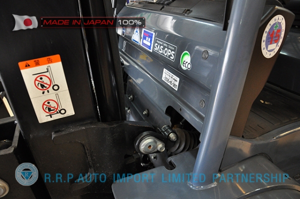 รถโฟล์คลิฟท์พร้อมขาย TOYOTA รุ่น  8FD25-11301 นำเข้าจากประเทศญี่ปุ่น 100\% ไม่เคยใช้งานในไทย