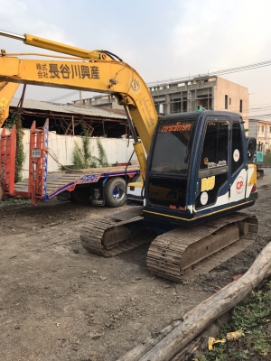 ขายรถแบ็คโคร Kobelco sk 60-3 สนใจติดต่อ 081-5305979 ขายรถแบ็คโคร Kobelco sk 60-3 สนใจติดต่อ 081-5305979