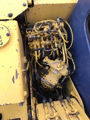 ขายรถแบ็คโคร Kobelco sk 60-3 สนใจติดต่อ 081-5305979 ขายรถแบ็คโคร Kobelco sk 60-3 สนใจติดต่อ 081-5305979