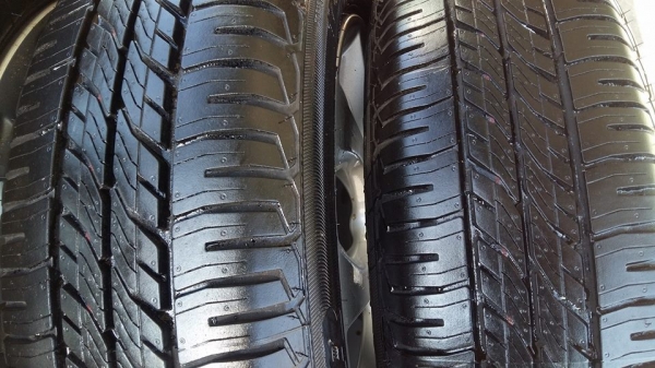 ขายล้อแม็ก nissan march 15" ยางป้ายแดงปี16 สนใจติดต่อ ก.เจริญการยางครับ 081-3747940 ขายล้อแม็ก nissan march 15" ยางป้ายแดงปี16 สนใจติดต่อ ก.เจริญการยางครับ 081-3747940