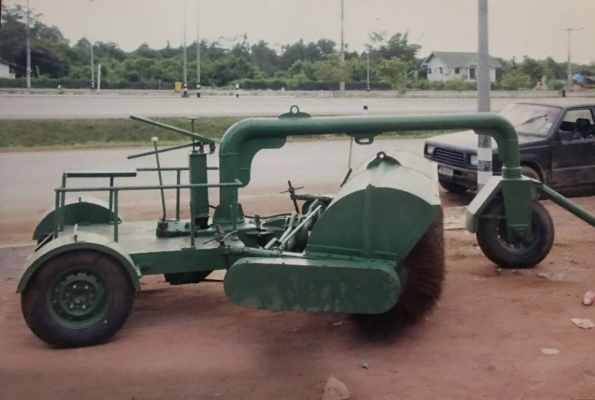 รถไม้กวาด ของใหม่ยังไม่ใด้ใช้งาน ขายบริการรับซ่อม