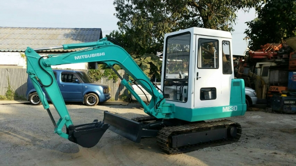 แม็คโฮ missubishi me30