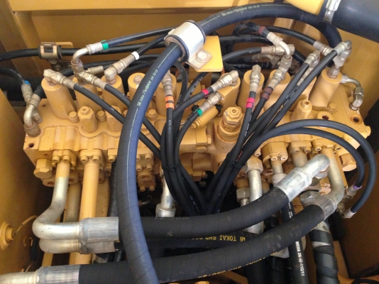 ขาย CAT320D บูมยาว 4800 ชม รถสวย พร้อมใช้งาน ติดต่อโดยตรง 081-4283210 ขาย CAT320D บูมยาว 4800 ชม รถสวย พร้อมใช้งาน ติดต่อโดยตรง 081-4283210