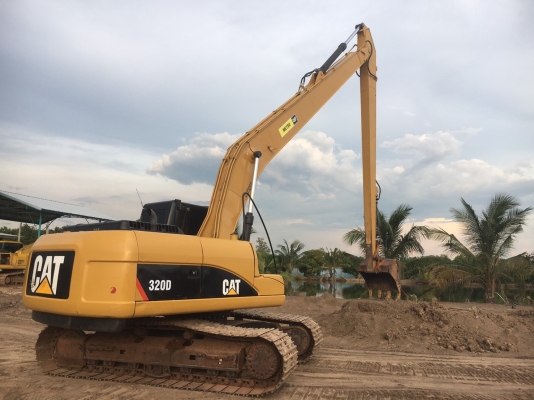 ขาย CAT320D  บูมยาว  4800 ชม  รถสวย พร้อมใช้งาน ติดต่อโดยตรง 081-4283210