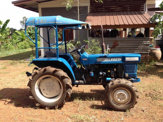 ขายรถไถ คูโบต้า L2201 (4WD) ขายรถไถ คูโบต้า L2201 (4WD)