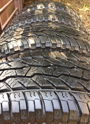 ยาง All Maxxis 245 70 16 ปลายปี16 ดอกเต็ม เนื้อนิ่มๆ ไม่มีปะ ราคาไม่แพง ยาง All Maxxis 245 70 16 ปลายปี16 ดอกเต็ม เนื้อนิ่มๆ ไม่มีปะ ราคาไม่แพง