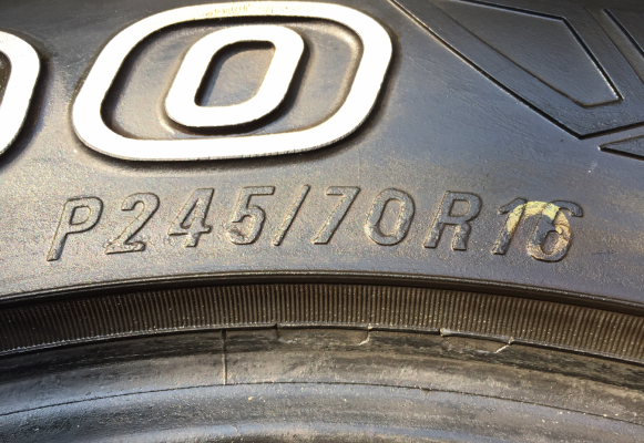 ยาง All Maxxis 245 70 16 ปลายปี16 ดอกเต็ม เนื้อนิ่มๆ ไม่มีปะ ราคาไม่แพง ยาง All Maxxis 245 70 16 ปลายปี16 ดอกเต็ม เนื้อนิ่มๆ ไม่มีปะ ราคาไม่แพง