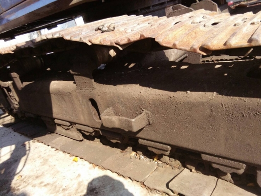 ขายรถแบคโฮ.KOMATSU PC200-2 รถสะภาพดี พร้อมใช้  ติดหัวกระแทก  ช่วงล้างดี เอวแน้น มูมฮาร์มสวย สีสวย ภายในสวย ราคา.600000 สนใจรีบจองด่วน โทร ID 081-3531946 ต่อ.บางนา รถอยู่สระบุรี