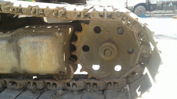 ขายรถแบคโฮ.KOMATSU PC200-2 รถสะภาพดี พร้อมใช้  ติดหัวกระแทก  ช่วงล้างดี เอวแน้น มูมฮาร์มสวย สีสวย ภายในสวย ราคา.600000 สนใจรีบจองด่วน โทร ID 081-3531946 ต่อ.บางนา รถอยู่สระบุรี