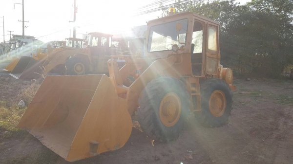ขาย รถตัก KOMATSU JH30 เครื่องดี เกียร์ดี ยางเต็มทั้ง 4 เส้น รถพร้อมใช้งานครับ