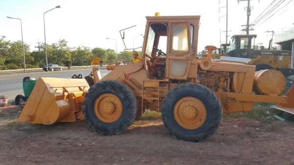 ขาย รถตัก KOMATSU JH30 เครื่องดี เกียร์ดี ยางเต็มทั้ง 4 เส้น รถพร้อมใช้งานครับ