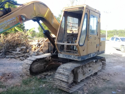 ขายรถแบคโฮ KOMATSU PC80-1 สพาภพร้อมไช้เครื่องดีปั้มดี