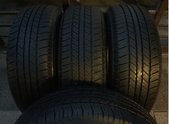 ยาง Bridgestone 265 65 17 ปี15 ดอกเต็ม ใช้ยาว ราคาไม่แพง ยาง Bridgestone 265 65 17 ปี15 ดอกเต็ม ใช้ยาว ราคาไม่แพง