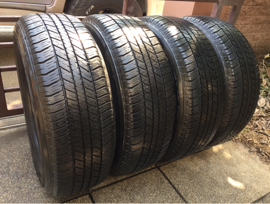 ยาง Bridgestone 265 65 17 ปี15 ดอกเต็ม ใช้ยาว ราคาไม่แพง ยาง Bridgestone 265 65 17 ปี15 ดอกเต็ม ใช้ยาว ราคาไม่แพง