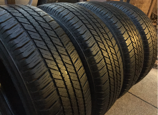 ยาง Bridgestone 265 65 17 ปี15 ดอกเต็ม ใช้ยาว ราคาไม่แพง ยาง Bridgestone 265 65 17 ปี15 ดอกเต็ม ใช้ยาว ราคาไม่แพง