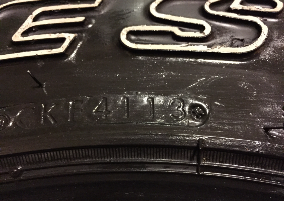 ยาง All Bridgestone 30 9.5 R15 ปลายปี13 ดอกเต็ม ใช้ยาว ราคาไม่แพง