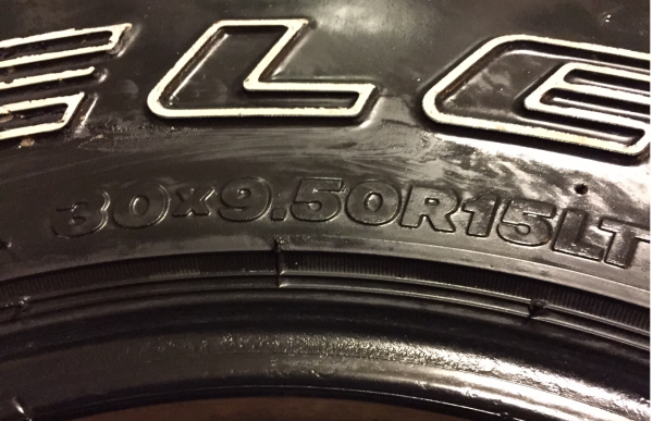 ยาง All Bridgestone 30 9.5 R15 ปลายปี13 ดอกเต็ม ใช้ยาว ราคาไม่แพง