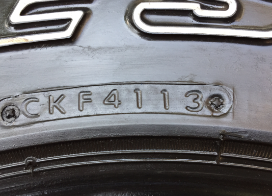 ยาง All Bridgestone 30 9.5 R15 ปลายปี13 ดอกเต็ม ใช้ยาว ราคาไม่แพง