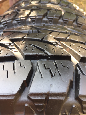 ยาง All Bridgestone 30 9.5 R15 ปลายปี13 ดอกเต็ม ใช้ยาว ราคาไม่แพง