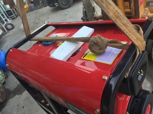 ขายเครื่องปั่นไฟขนาด7.5kvaและเชื่อมได้ในตัวสตาทกุญแจ