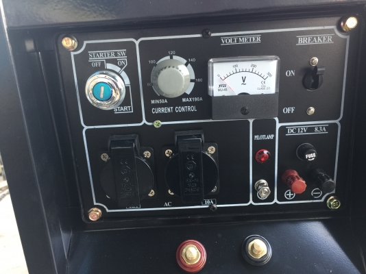 ขายเครื่องปั่นไฟขนาด7.5kvaและเชื่อมได้ในตัวสตาทกุญแจ