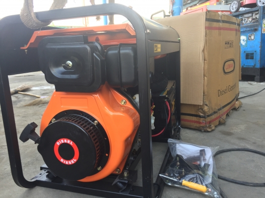 ขายเครื่องปั่นไฟใหม่ดีเชล 220โวลใหม่ ดีเชล สตาทกุญแจ