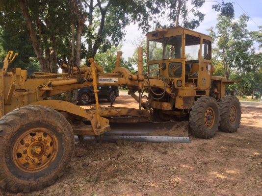 ขายรถเกรด KOMATSU GD37-6H  ราคา 430000